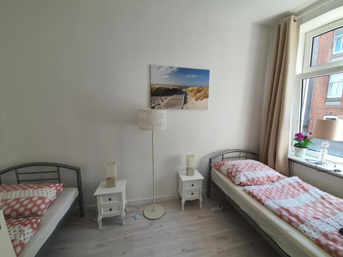 Husum Zentrum Bis 5 Personen Exterior foto